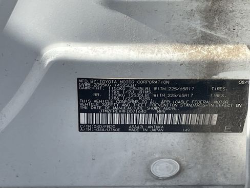 Used 2015 Toyota RAV4 LE image 8