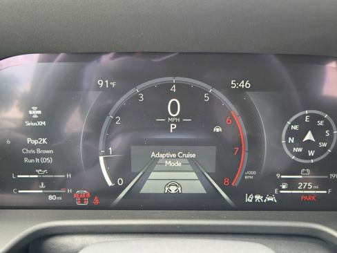 Used 2026 Lexus GX 550 w/ Accessory Package (2T) AWD/4WD image 11