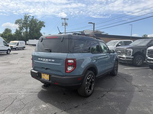 Certified 2023 Ford Bronco Sport Outer Banks AWD/4WD image 8