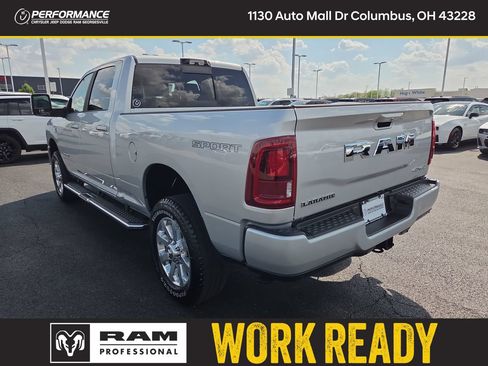 New 2026 RAM 2500 Laramie w/ Sport Appearance Package AWD/4WD image 5