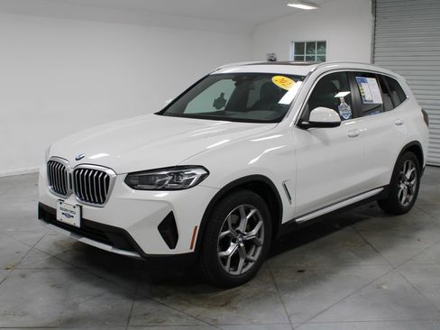 Used 2023 BMW X3 sDrive30i image 4