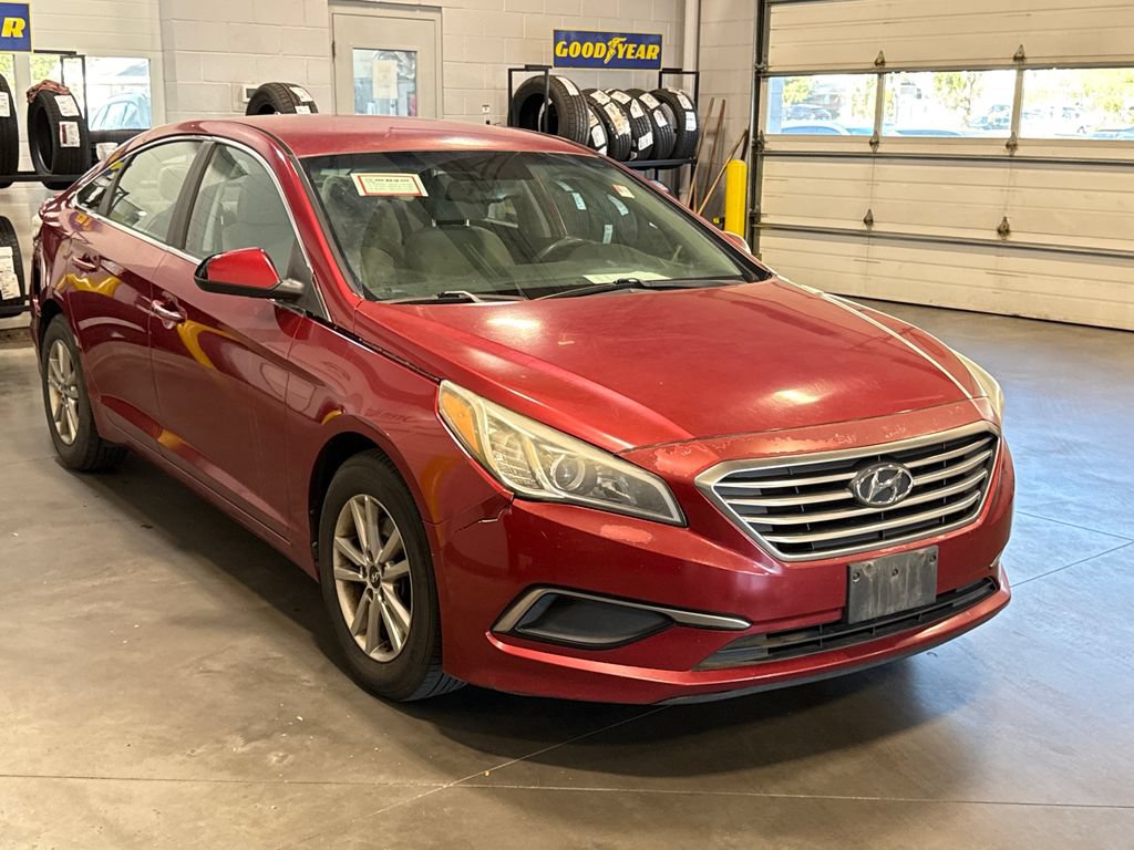 Used 2016 Hyundai Sonata SE FWD image 3