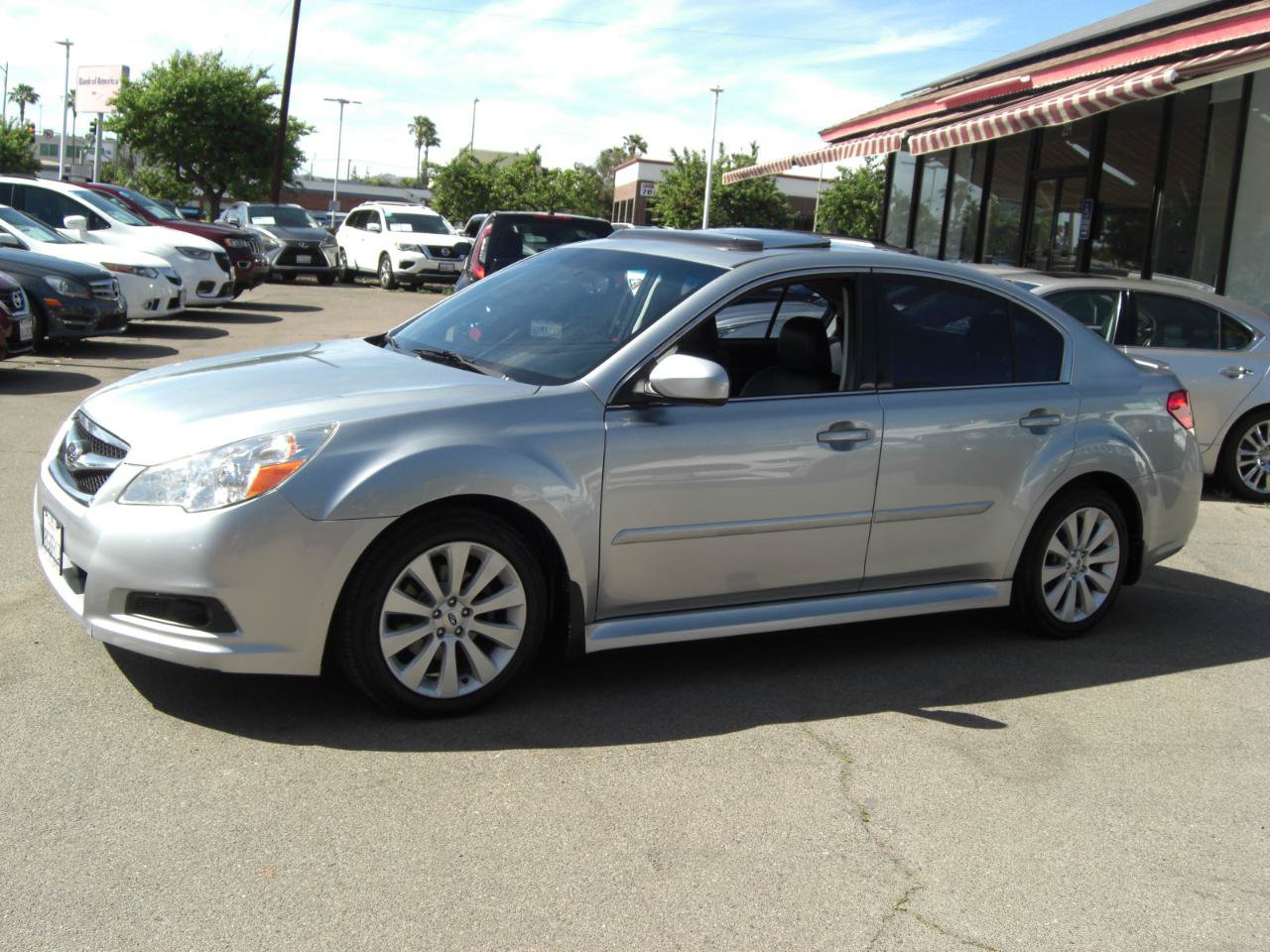 Used 2012 Subaru Legacy 2.5i Limited AWD/4WD image 3