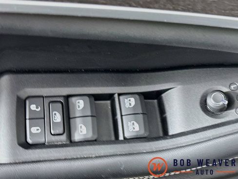 Used 2023 Jeep Grand Cherokee Limited w/ Luxury Tech Group II AWD/4WD image 21
