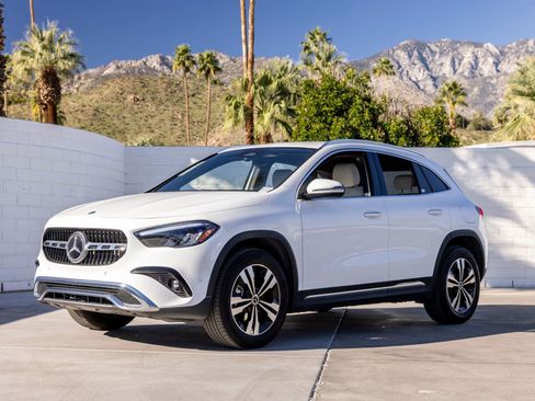 Used 2025 Mercedes-Benz GLA 250 GLA 250 image 1