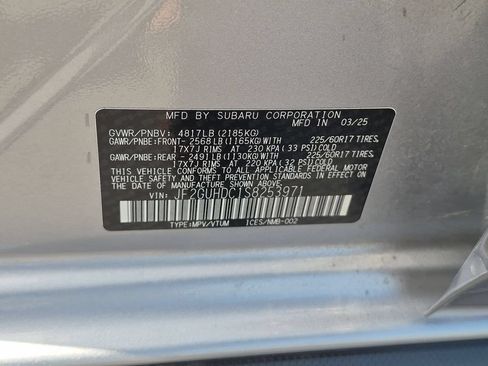 Used 2025 Subaru Crosstrek 2.5i Premium AWD/4WD image 35