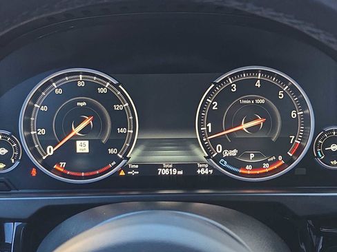 Used 2019 BMW X6 xDrive35i w/ M Sport Package image 22