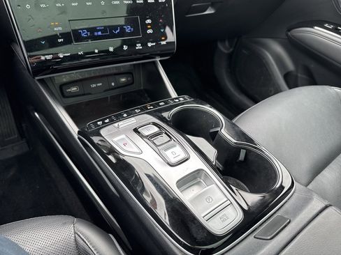 Used 2022 Hyundai Tucson Limited w/ Cargo Package image 27