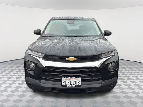 Certified 2023 Chevrolet TrailBlazer LS FWD image 2