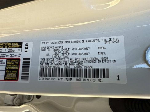 Used 2024 Toyota Tacoma TRD Off-Road image 14