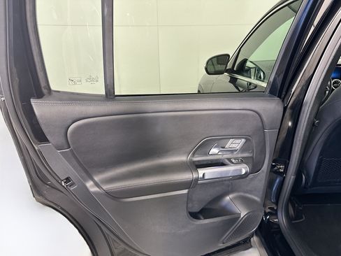 Used 2025 Mercedes-Benz GLB 250 image 26