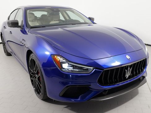 Used 2022 Maserati Ghibli Modena image 8