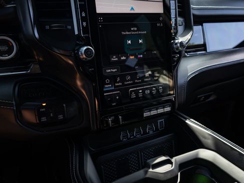 New 2026 RAM 3500 Limited AWD/4WD image 44