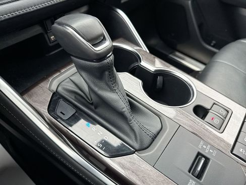 Used 2021 Toyota Highlander Platinum image 20