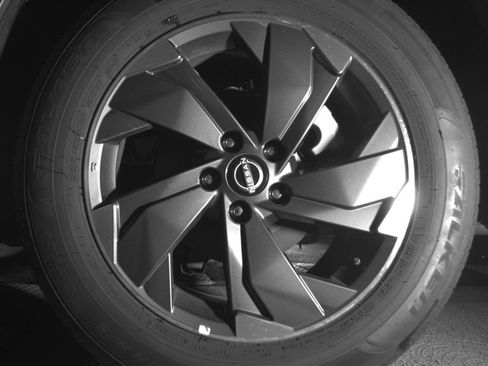 Used 2025 Nissan Rogue SV FWD image 14