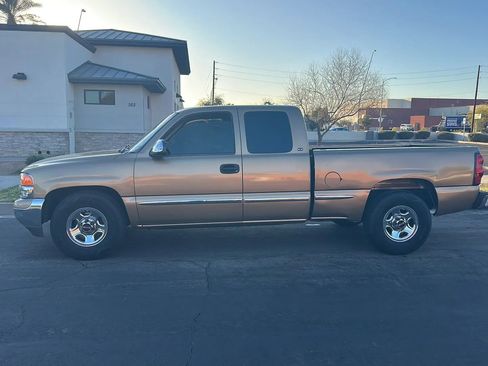 Used 2000 GMC Sierra 1500 2WD Extended Cab image 6