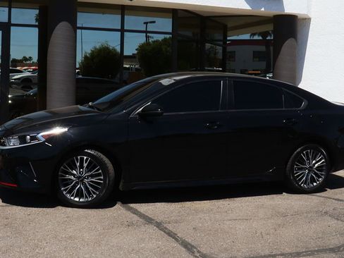 Used 2022 Kia Forte GT-Line image 4