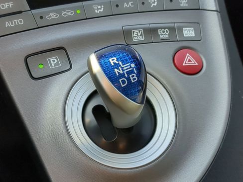 Used 2013 Toyota Prius One image 27