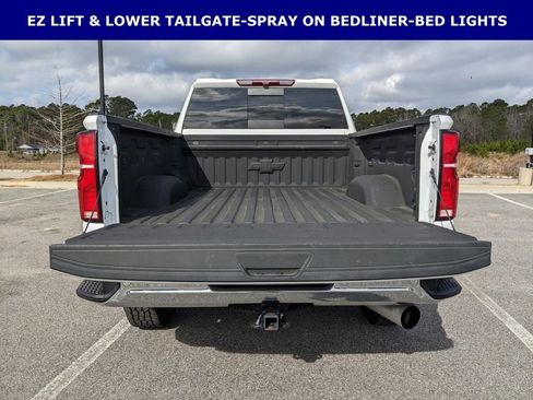 Used 2024 Chevrolet Silverado 2500 LTZ w/ LTZ Plus Package image 14