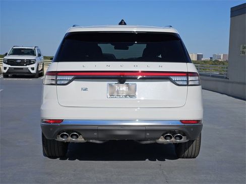 New 2026 Lincoln Aviator Reserve w/ Luxury Package image 6