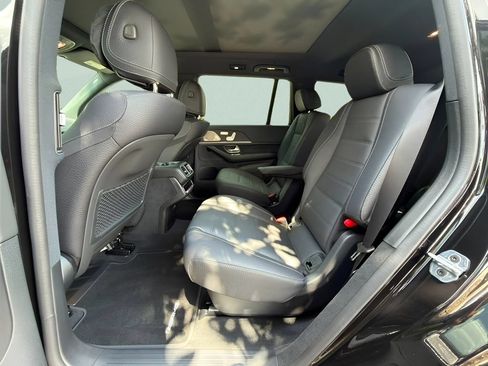 Used 2026 Mercedes-Benz GLS 580 4MATIC image 20