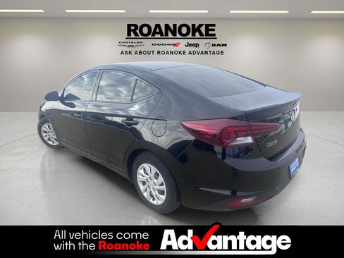 Used 2019 Hyundai Elantra SE w/ Cargo Package image 36