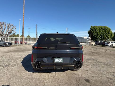 Used 2023 BMW XM image 4