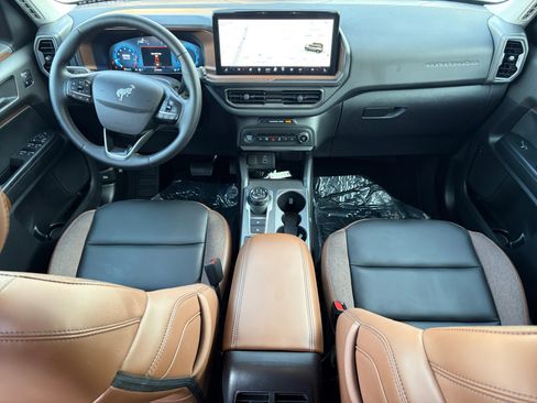 Used 2025 Ford Bronco Sport Outer Banks w/ Outer Banks Tech Package+ AWD/4WD image 16