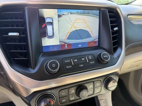 Used 2018 GMC Acadia Denali w/ Technology Package image 21