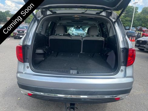 Used 2016 Honda Pilot Touring image 27