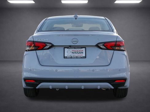 New 2025 Nissan Versa SV image 5