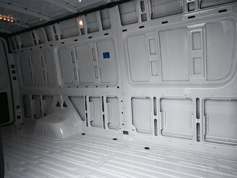 Used 2026 Mercedes-Benz Sprinter 4500 image 21
