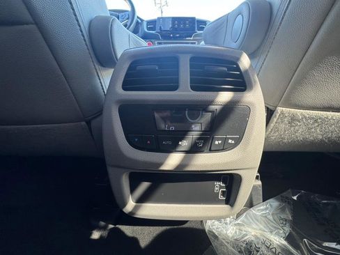 Used 2022 Honda Pilot EX-L image 27