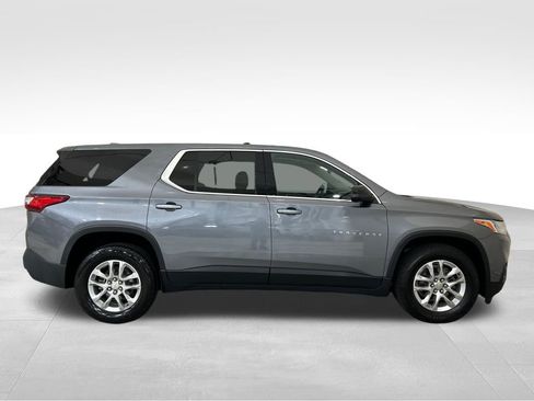 Used 2021 Chevrolet Traverse LS AWD/4WD image 6