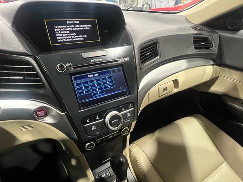 Used 2018 Acura ILX image 15