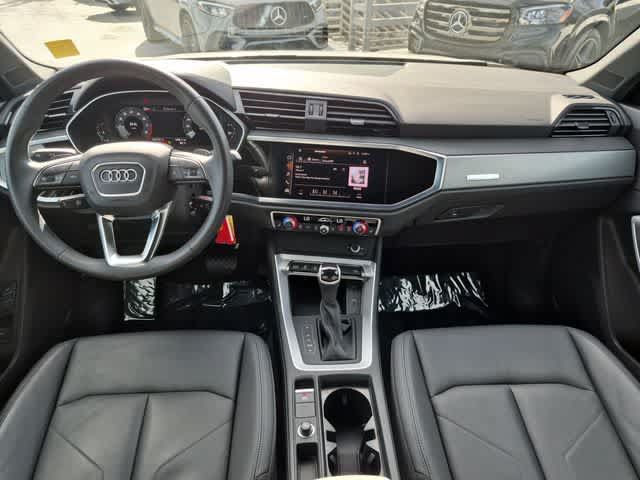 Used 2022 Audi Q3 2.0T Premium AWD/4WD image 14