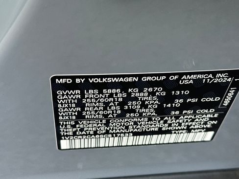 New 2025 Volkswagen Atlas Peak Edition SE image 26