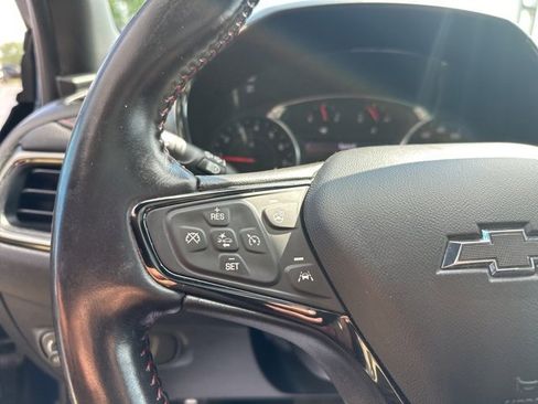 Used 2022 Chevrolet Equinox RS w/ RS Leather Package image 34