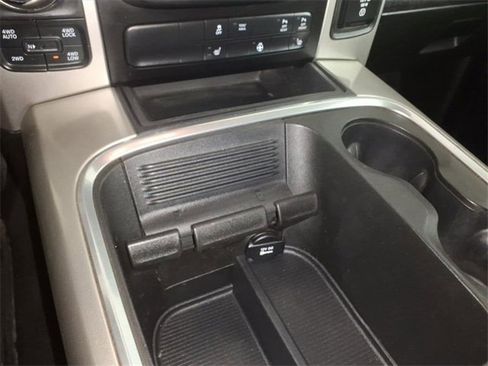 Used 2018 RAM 1500 Big Horn image 25