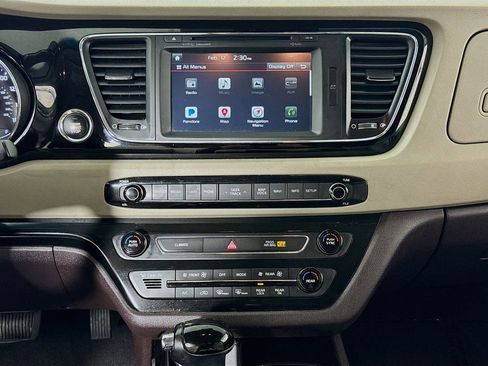 Used 2016 Kia Sedona SX Limited w/ Option Group 030 image 15