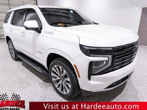 Used 2025 Chevrolet Tahoe High Country w/ LPO, Illumination Package AWD/4WD image 6
