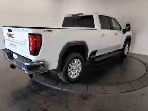 Used 2023 GMC Sierra 2500 SLT w/ SLT Premium Package image 6