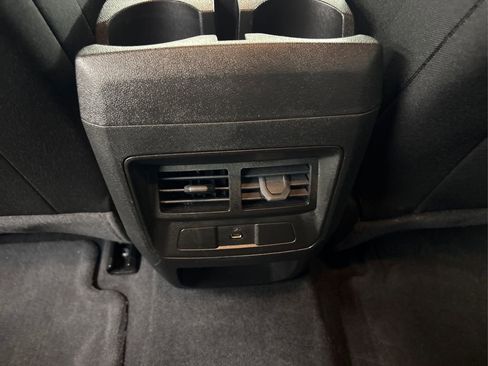 Used 2025 GMC Canyon Elevation AWD/4WD image 34