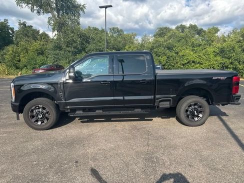 Used 2023 Ford F250 Lariat w/ Lariat Ultimate Package AWD/4WD image 4