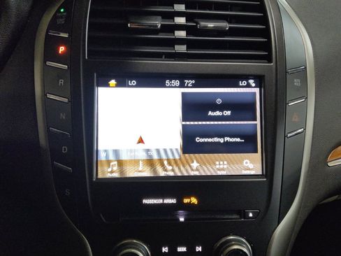 Used 2017 Lincoln MKC Select w/ Select Plus Package AWD/4WD image 25