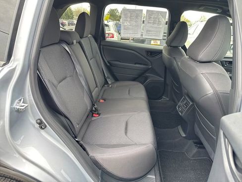 Used 2025 Subaru Forester Premium image 12