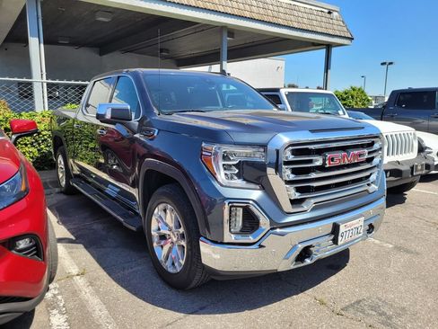 Used 2020 GMC Sierra 1500 SLT w/ SLT Premium Plus Package RWD image 3
