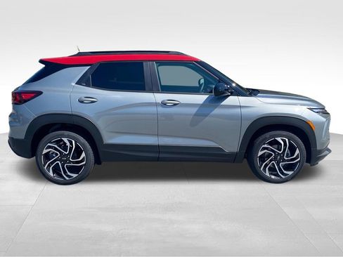 New 2026 Chevrolet TrailBlazer RS w/ Convenience Package image 2
