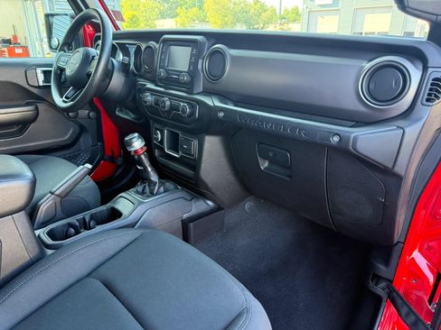 Used 2020 Jeep Wrangler Unlimited Sport AWD/4WD image 20