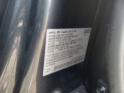 Used 2019 Audi Q8 Prestige AWD/4WD image 29